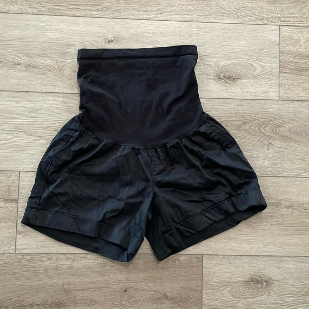Maternity shorts